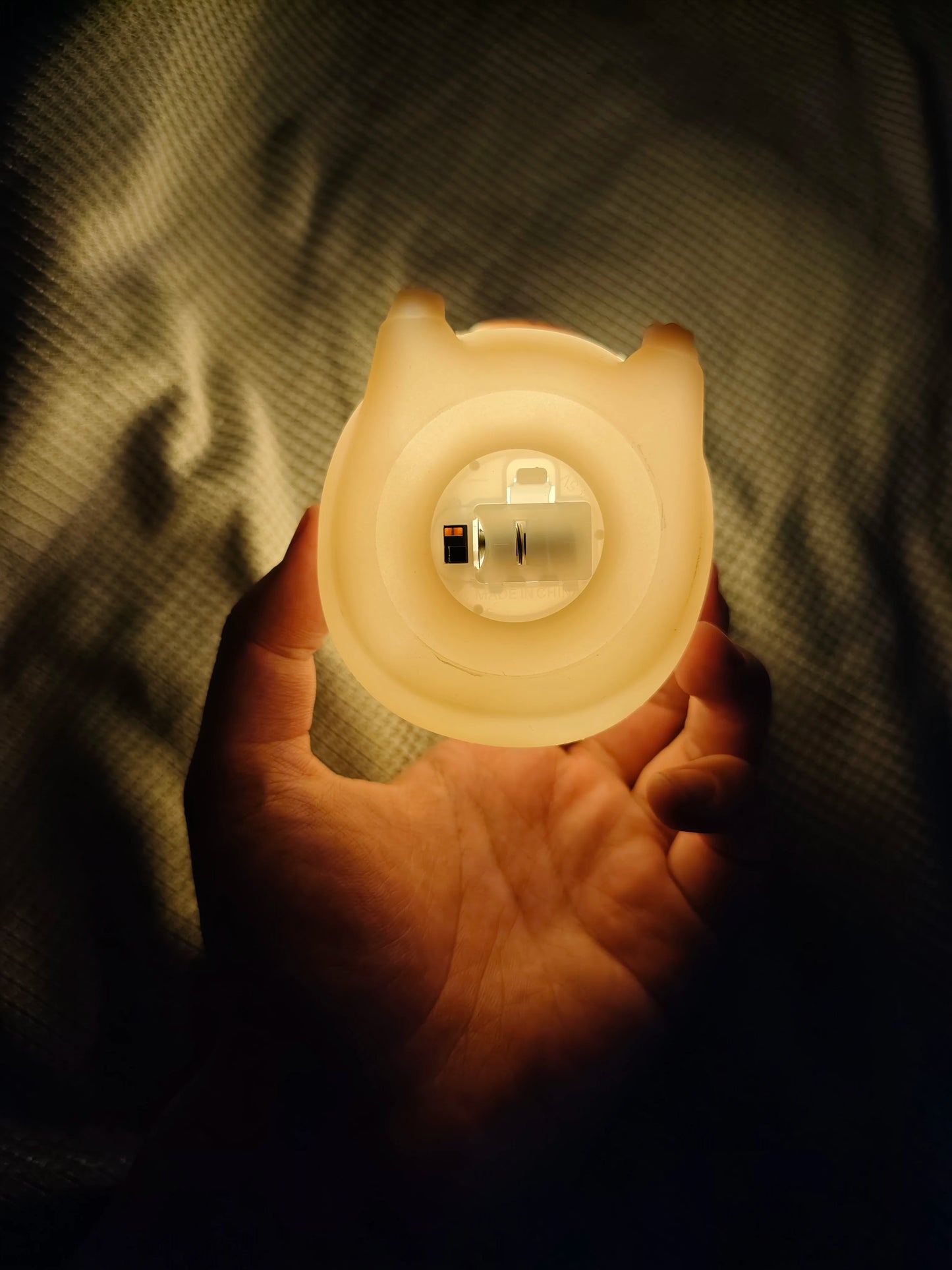 Cute Capybara Night Light - Soft Silicone, Cartoon Charm, Perfect for Kids' Rooms & Birthday Gifts!